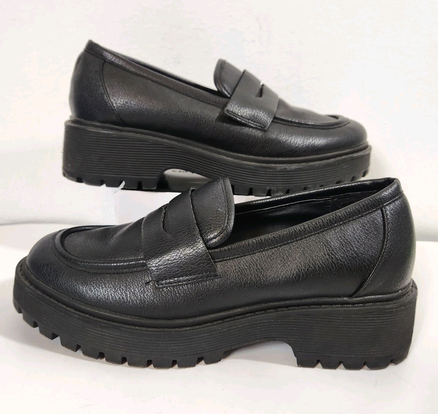 UNIONBAY Jay Platform Penny Loafers Womens Sz 7.5 Black Chunky Lug Sole Y2K Goth