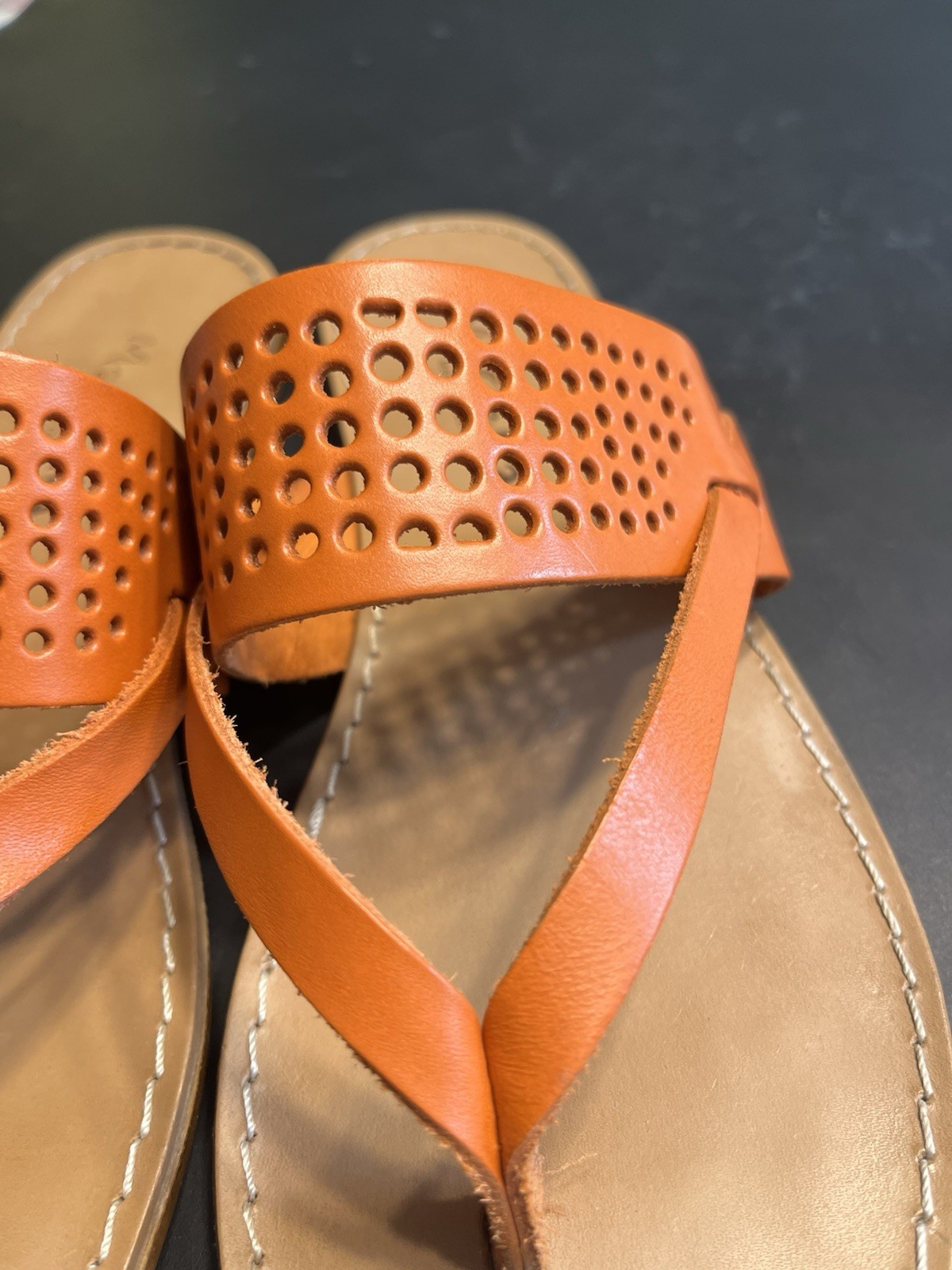 Mariella Italy Orange Perforated Leather Thong Flat Sandals Women’s Sz 10