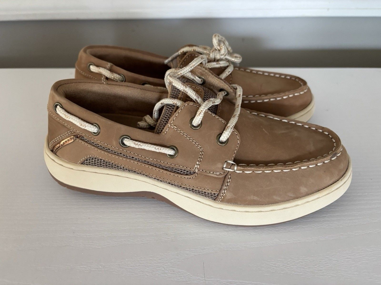 Magellan Outdoors Women’s Topsail Boat Shoes Sz 6B Medium Brown Leather Slip On