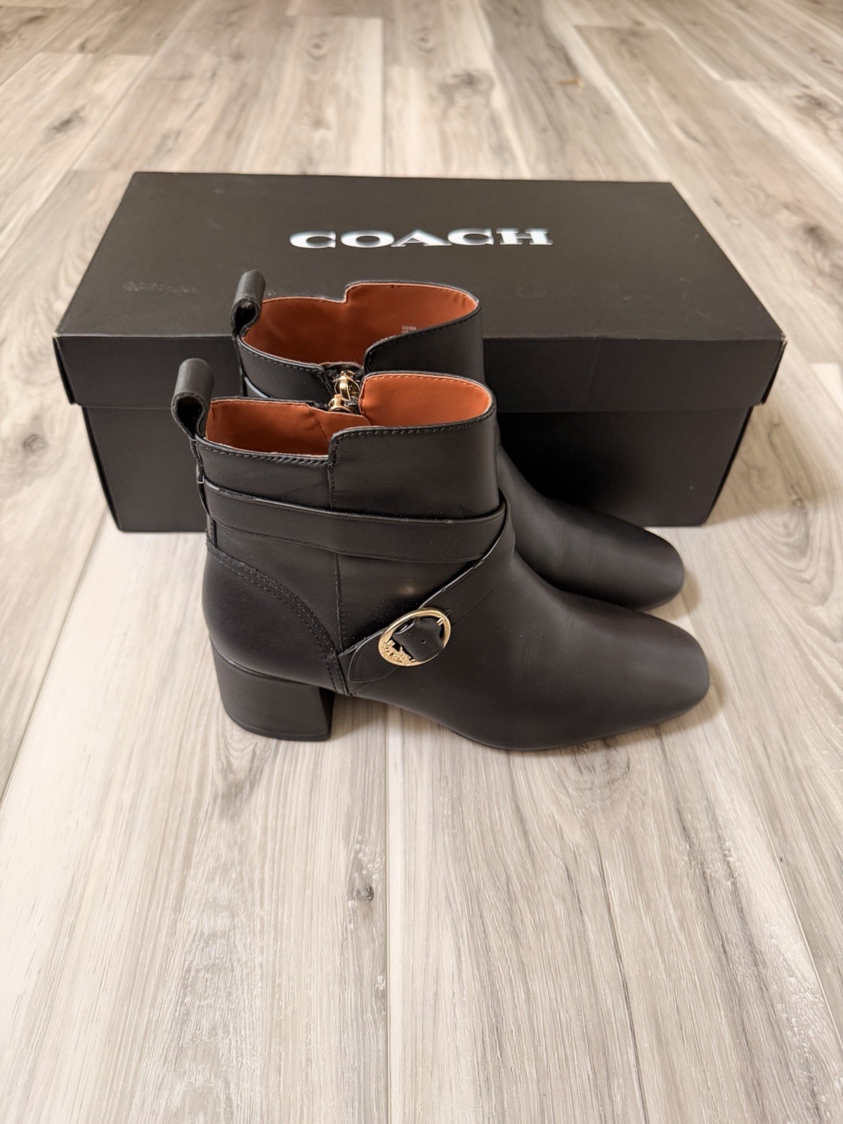 Coach Nadia Black Leather Ankle Bootie Zip Pointed Toe Women’s US 7.5B G5304