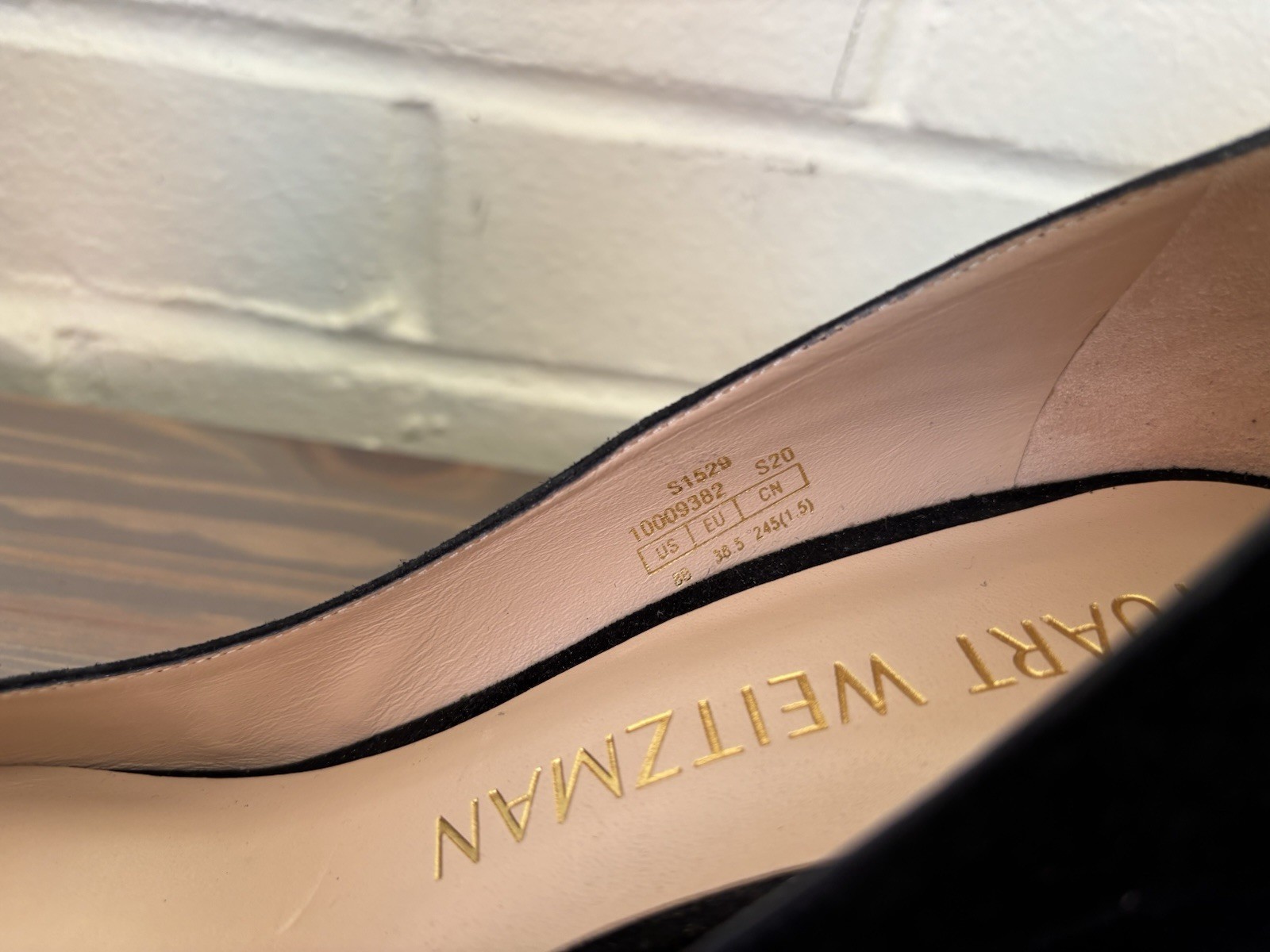 Stuart Weitzman Black Suede Power 50 Pumps Block Heel Round Toe Size 8B
