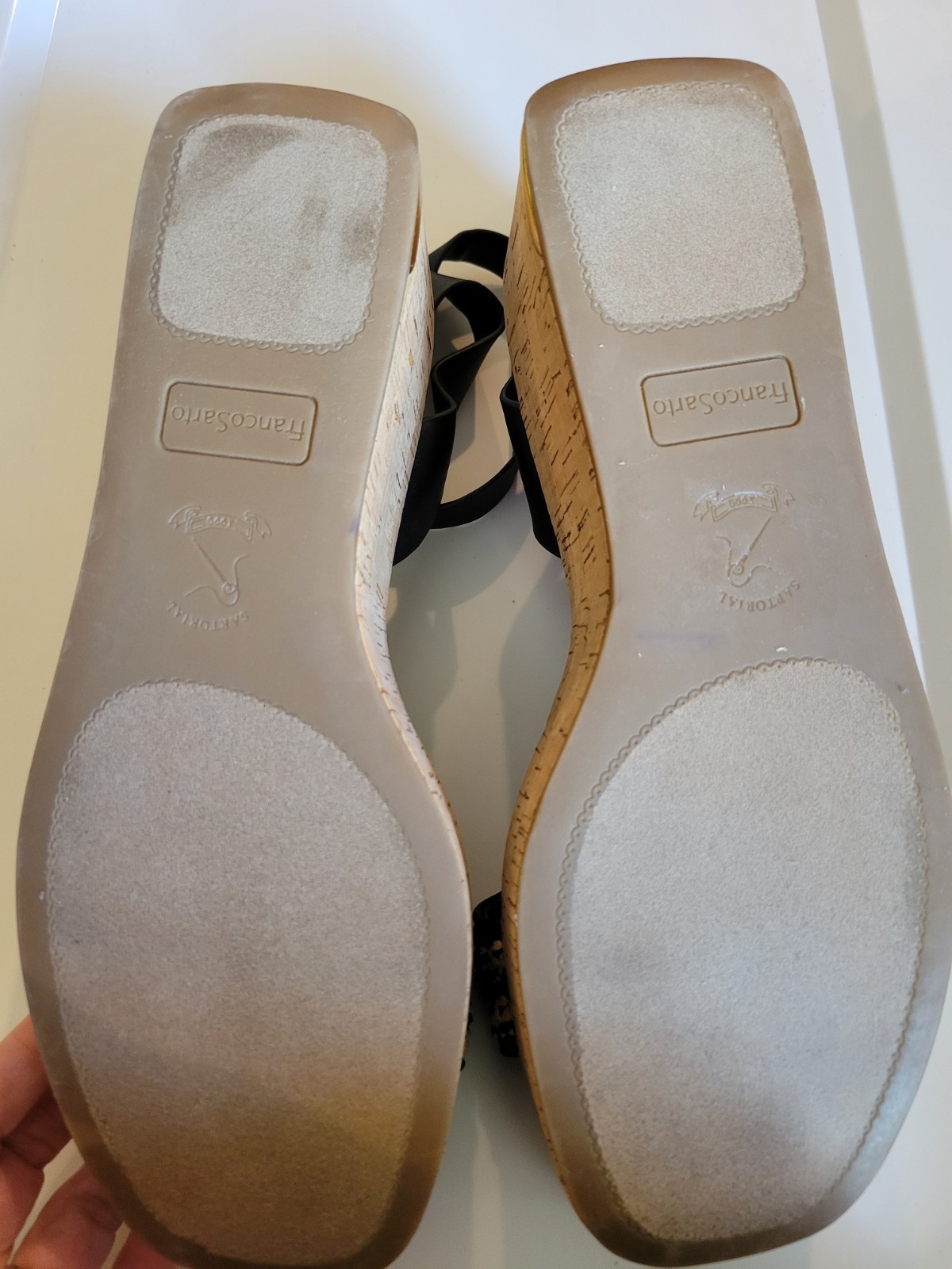 Cushionaire Women’s Beige Solid Strappy Wedge Sandals Ankle Strap Buckle 11M