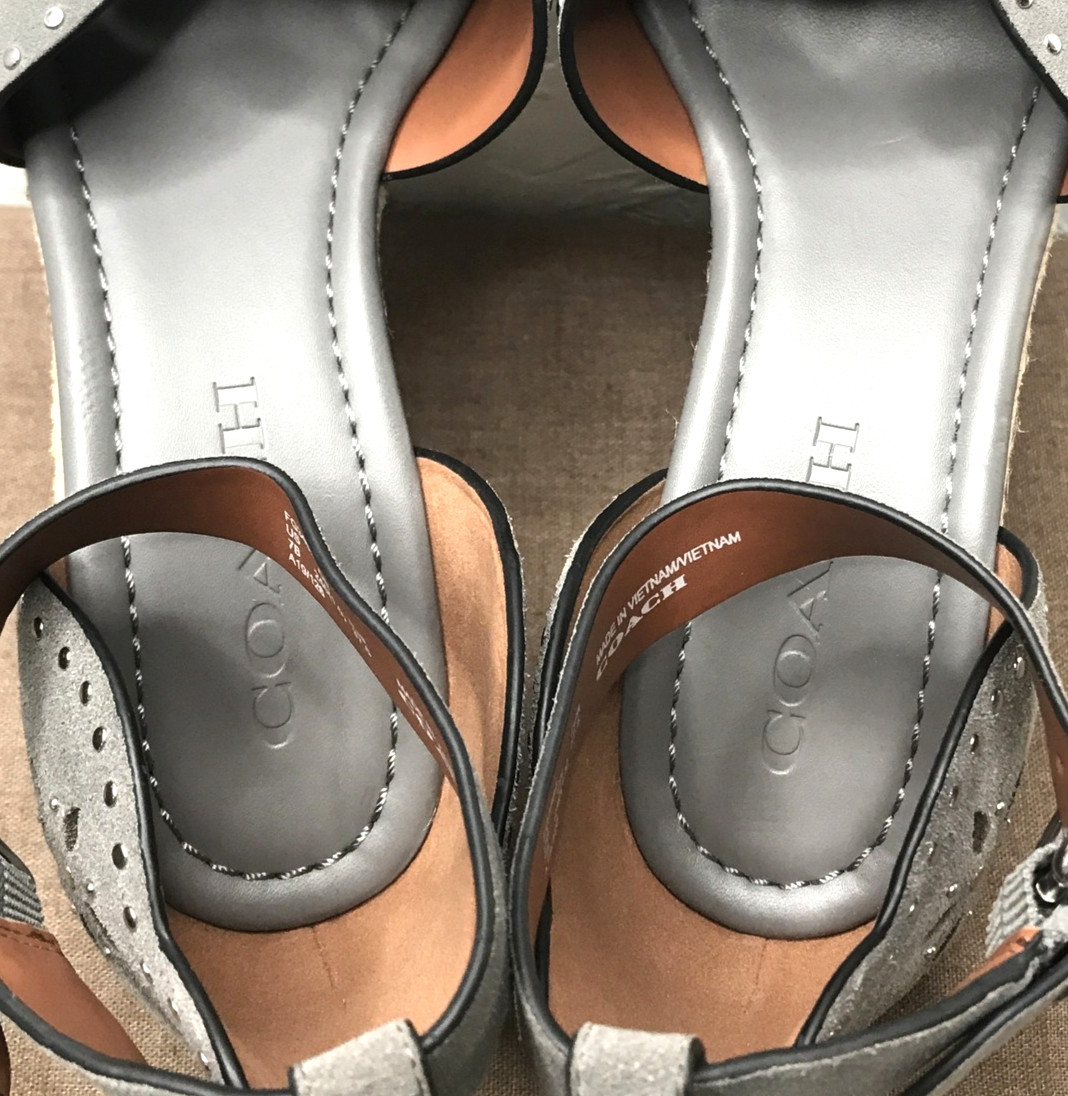 Coach Kelsi Wedge Women’s Espadrille Sandals Size 7B Gray Suede Studded 3.75″