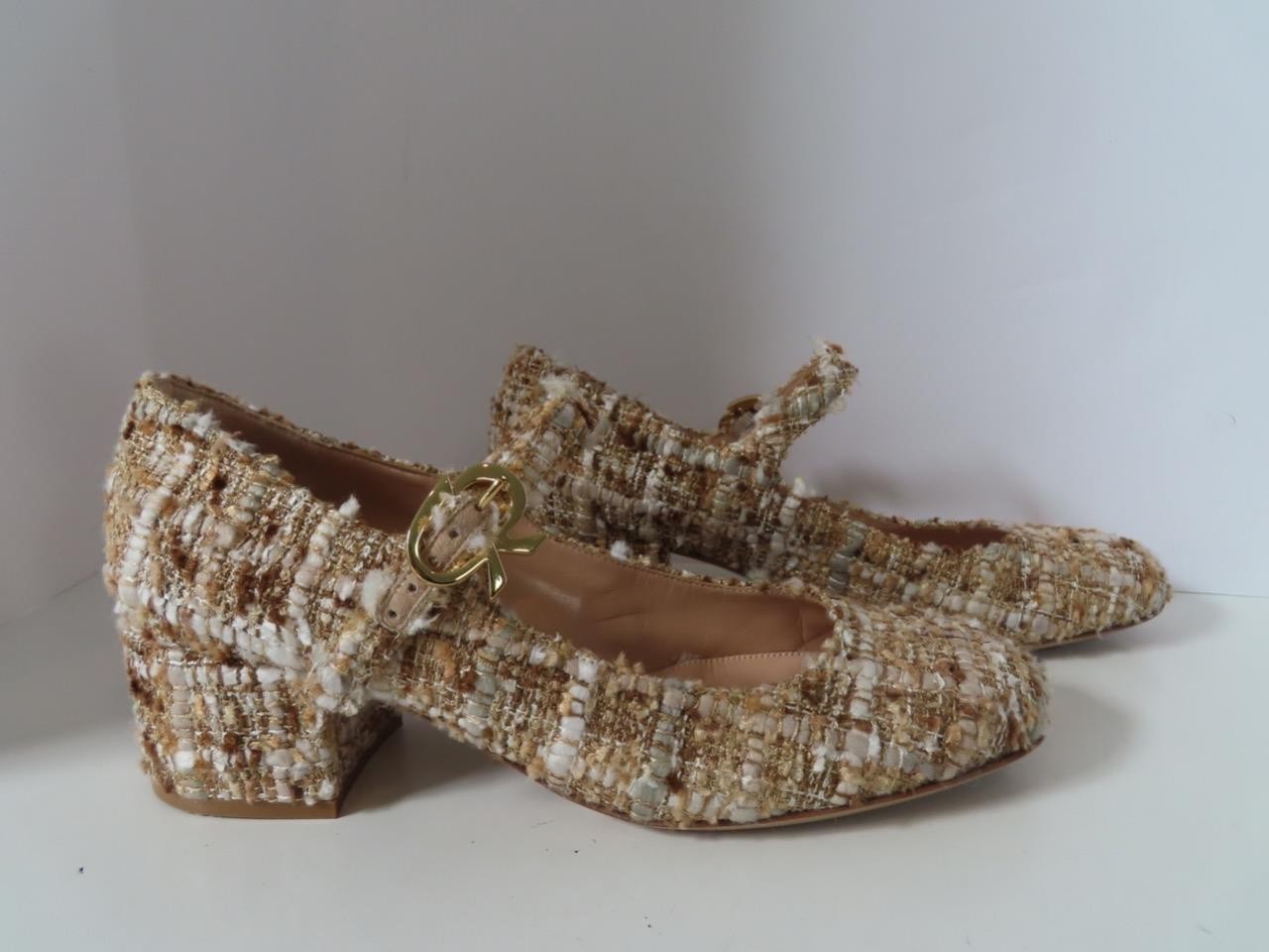 Gianvito Rossi Nude Boucle Tweed Mary Jane 45mm Pumps Size 39/US 9