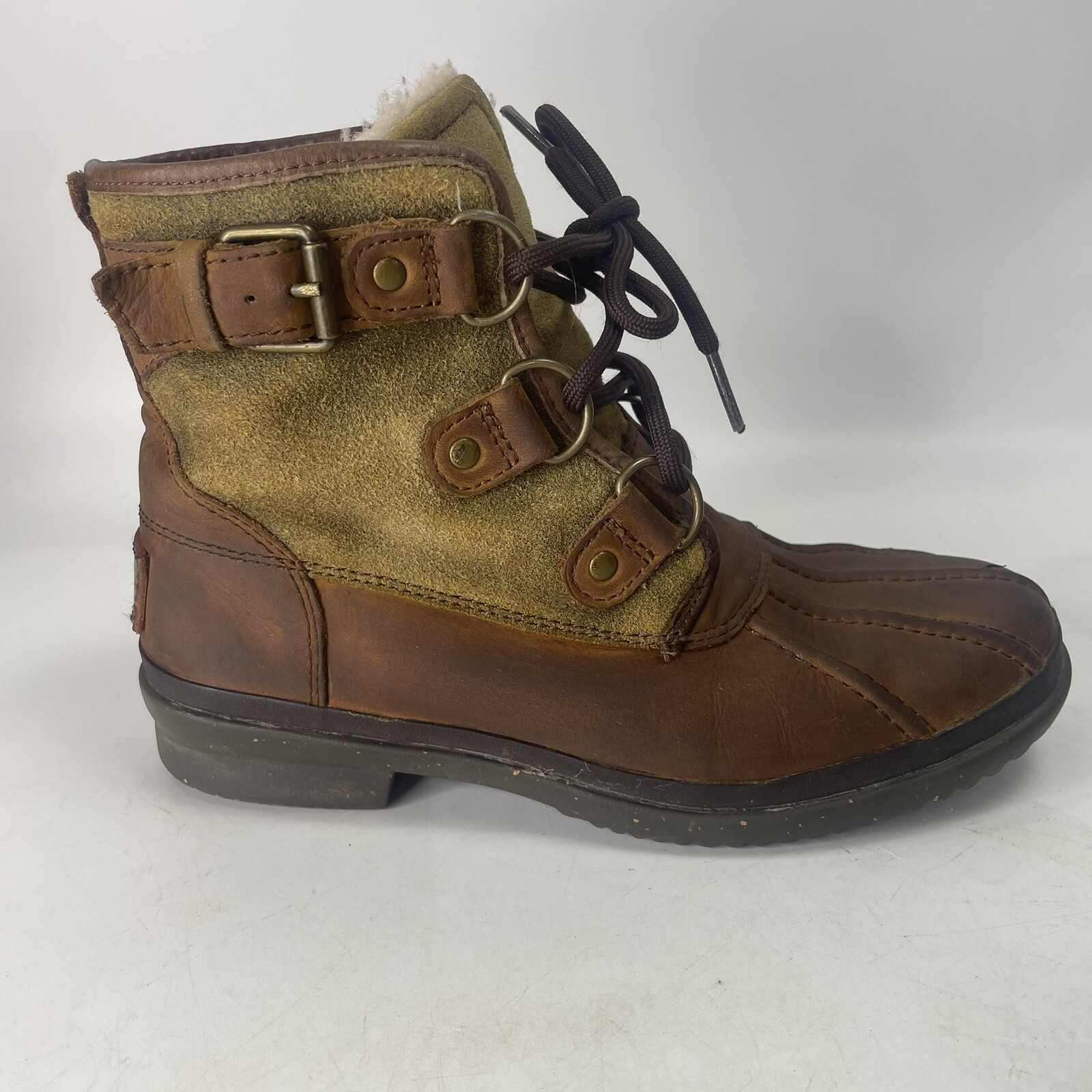 UGG «Cecile» Chestnut Waterproof Leather Lace Up Buckle Duck Boots Women’s 5.5