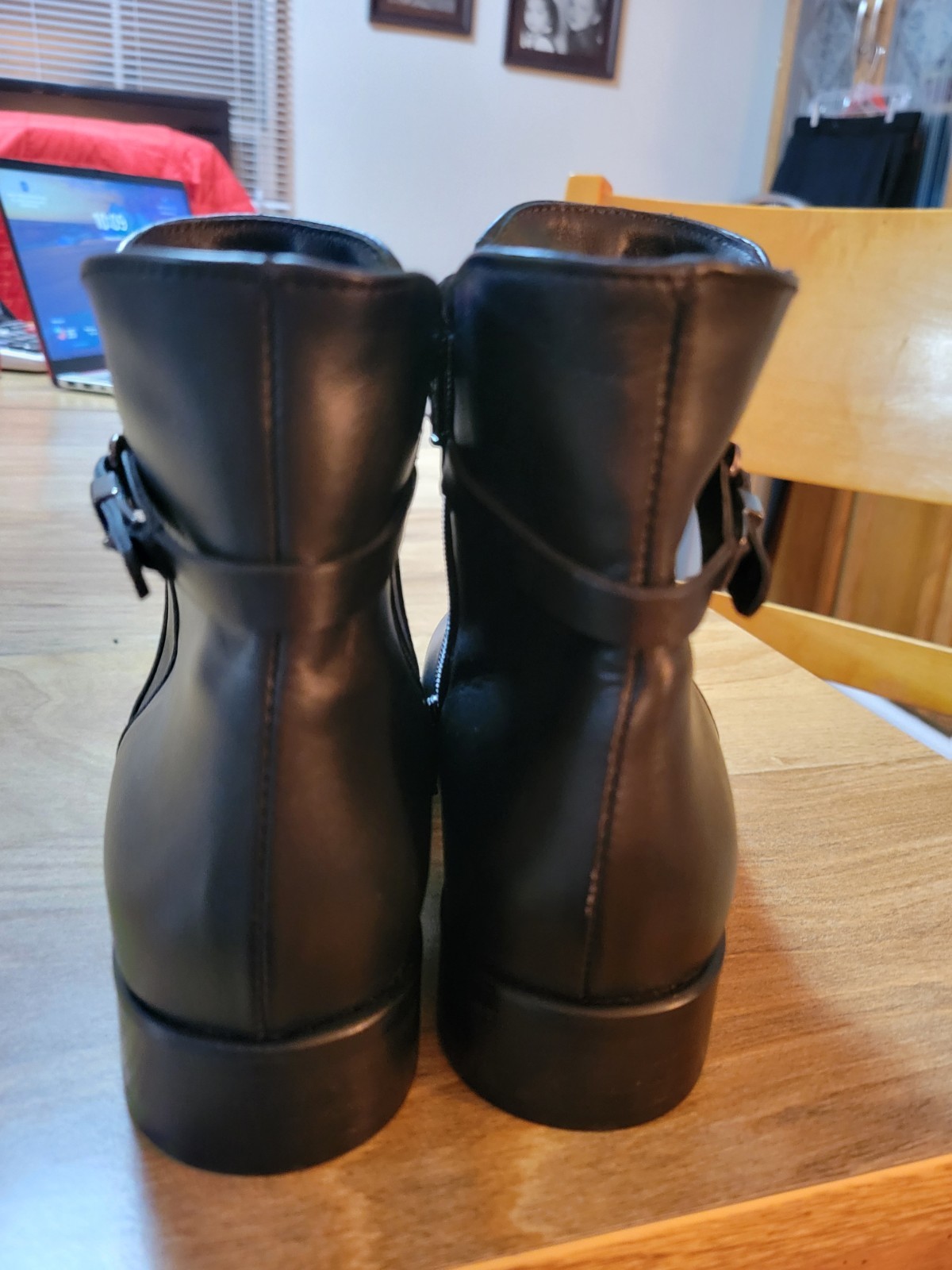 NWOB Black Waterproof Italian Leather Fashion Ankle Boot By La Canadienne sz 8