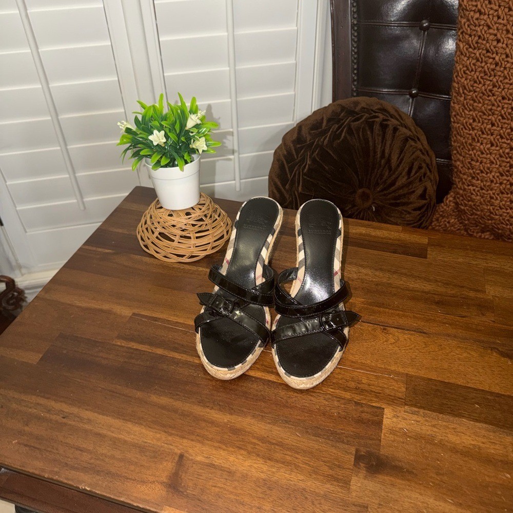 Burberry Nova Check Espadrille Wedge Sandals Black 39