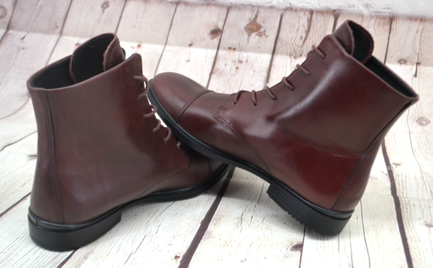 ECCO Women’s Touch 15 Lace Up Combat Style Boots SIZE 8-8.5 (39) Brown Leather