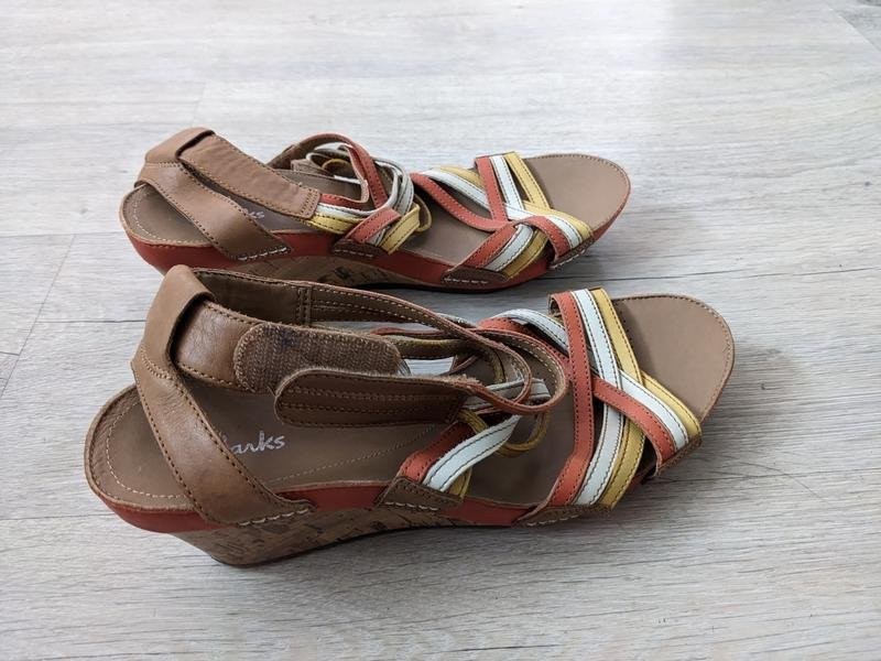 ladies clarks heels orange leather 42