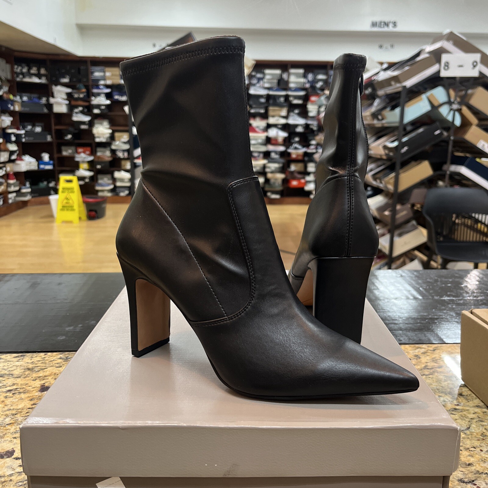 Franco Sarto Avana Black Faux Leather Womens Ankle Boots Booties Zip Size 10 M