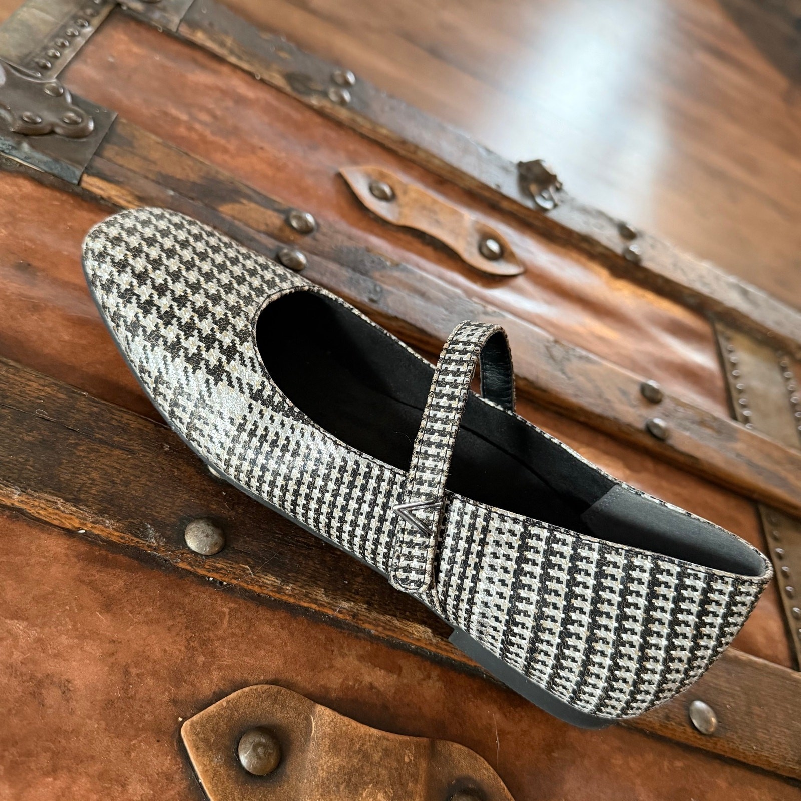 Vionic Alameda Mary Jane Flat in Houndstooth