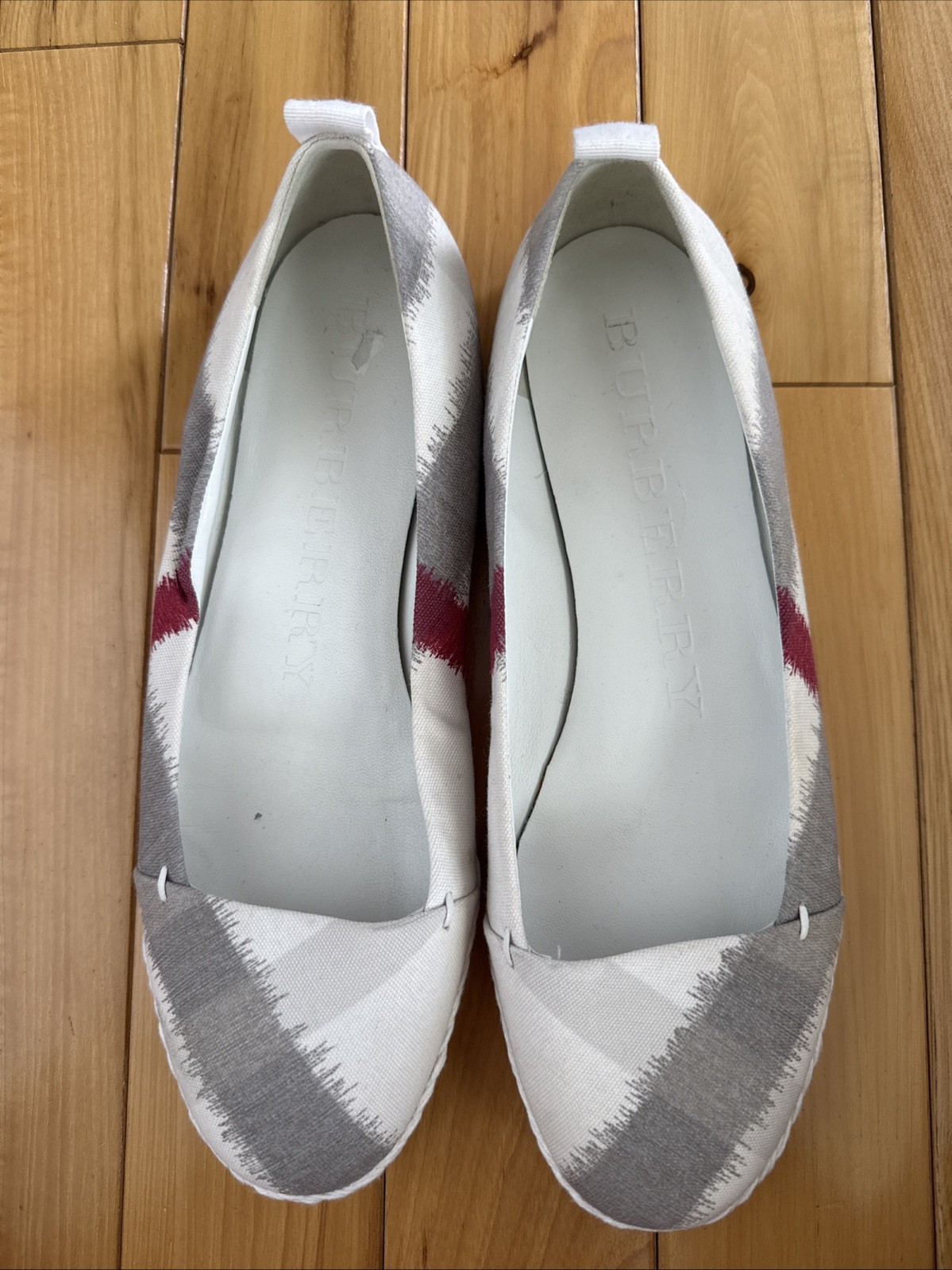 BURBERRY Nova Check Espadrille Flats Slip On Women’s Size 41 Multi