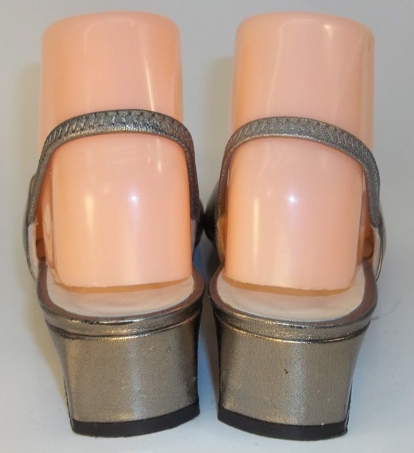 Russell & Bromley Womens Slingback Heels US 8.5 Metallic pewter Leather 4946