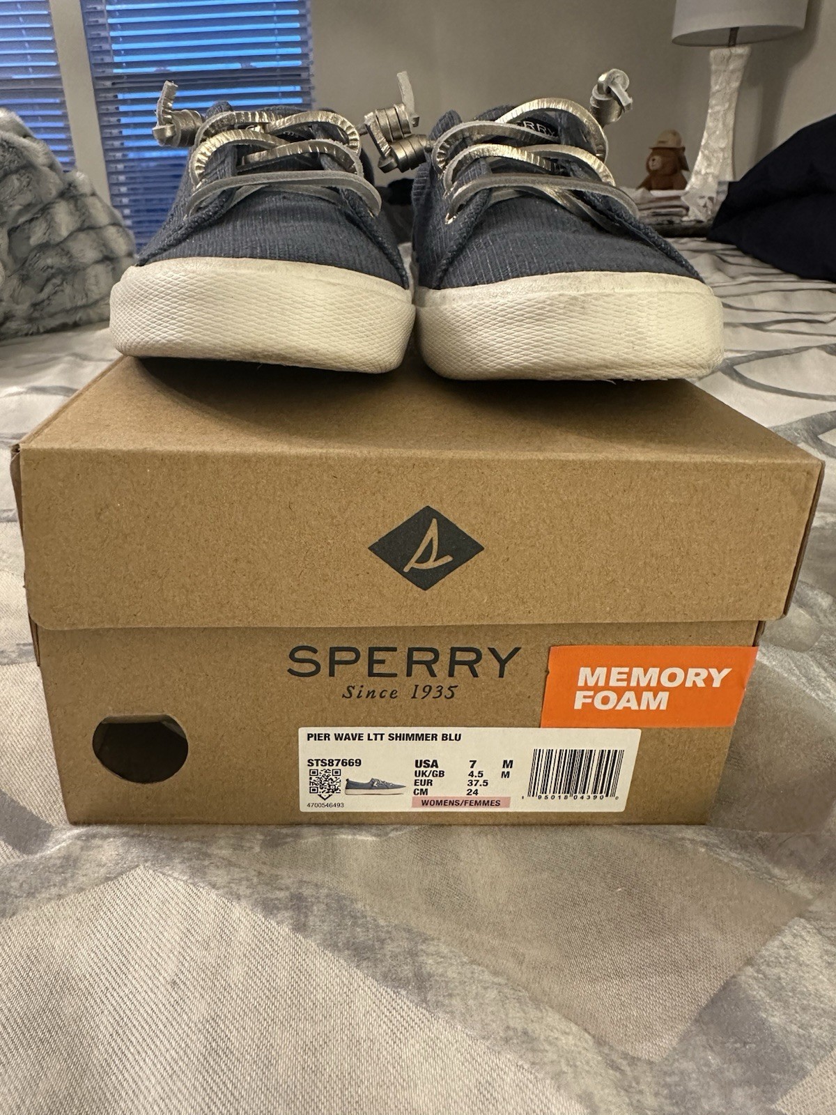 Sperry Pier Wave LTT Women’s Memory Foam Canvas Low Top Lace-Up Sneakers