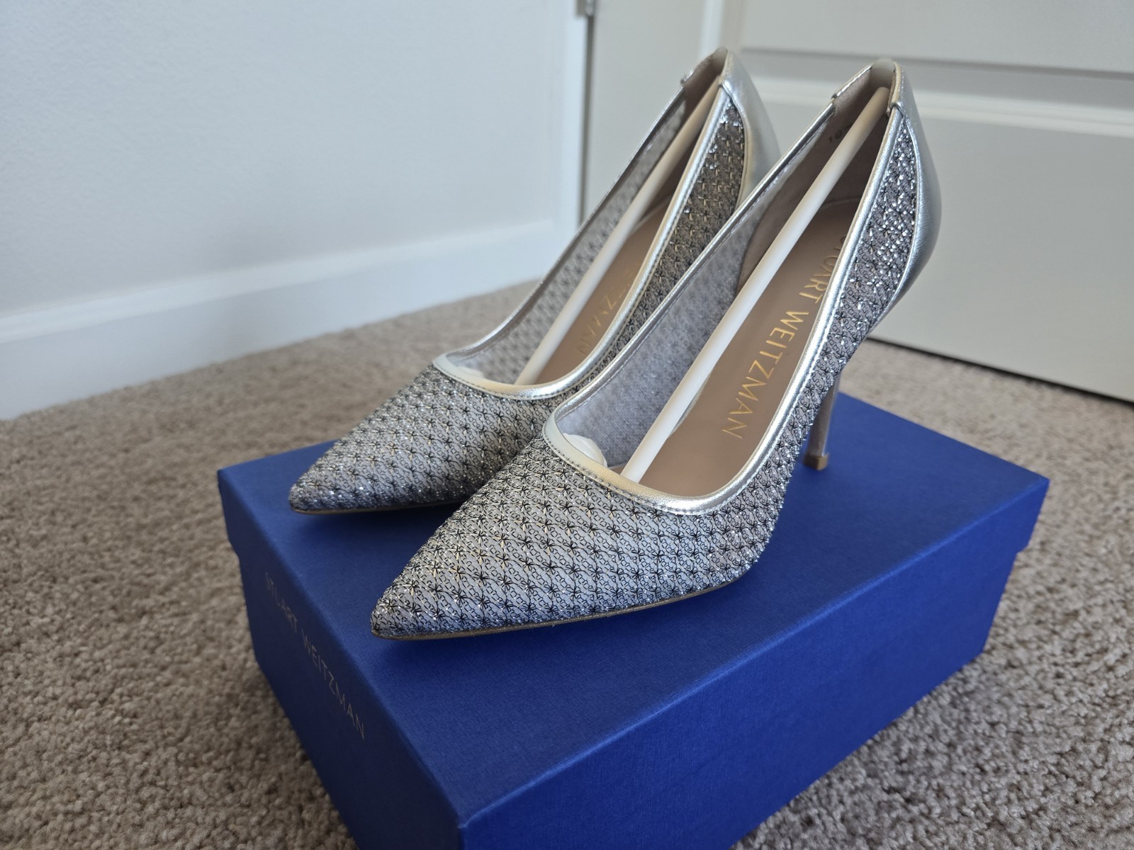 Stuart Weitzman Silver Mesh Glitter Pointed Toe Stiletto Pumps Women 8 B