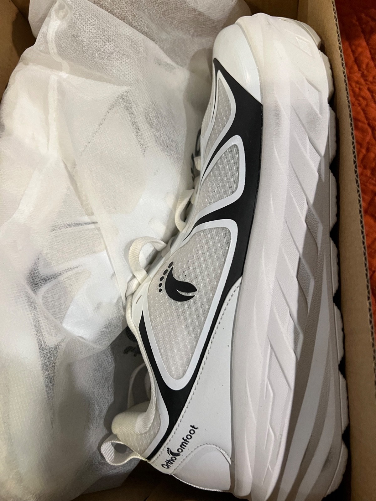 NIB Ortho Comfoot Diabetic Women’s Shoes Size 40 (9.5) White With Black
