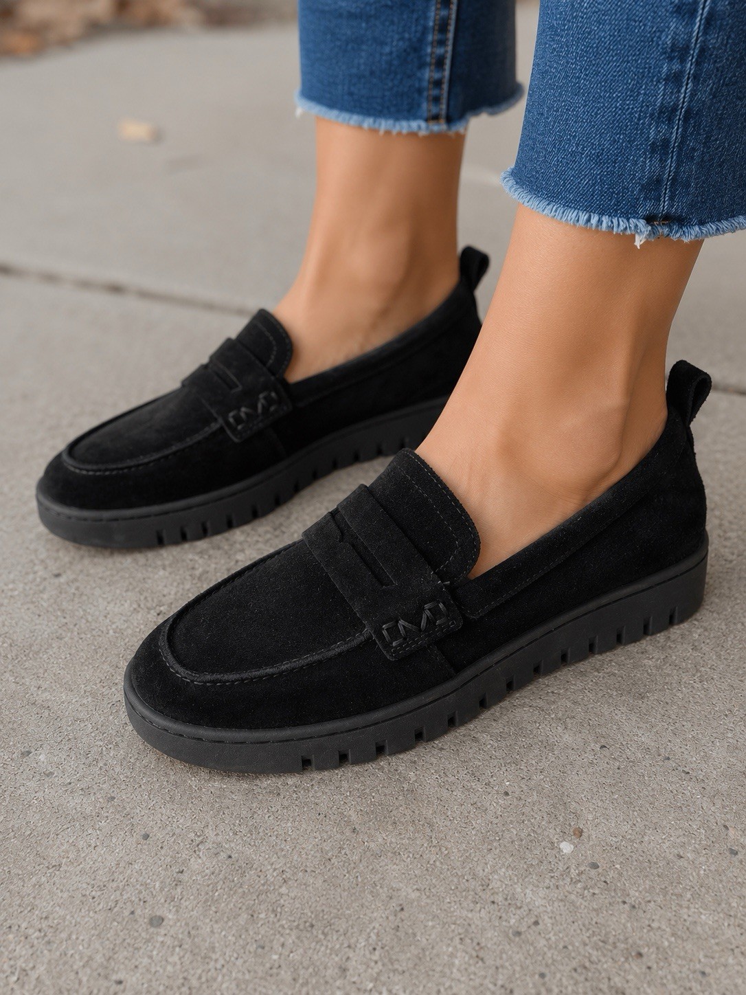 Vionic Uptown Loafers Womens 9 Black Suede Vio Motion Arch Support Comfort Shoes
