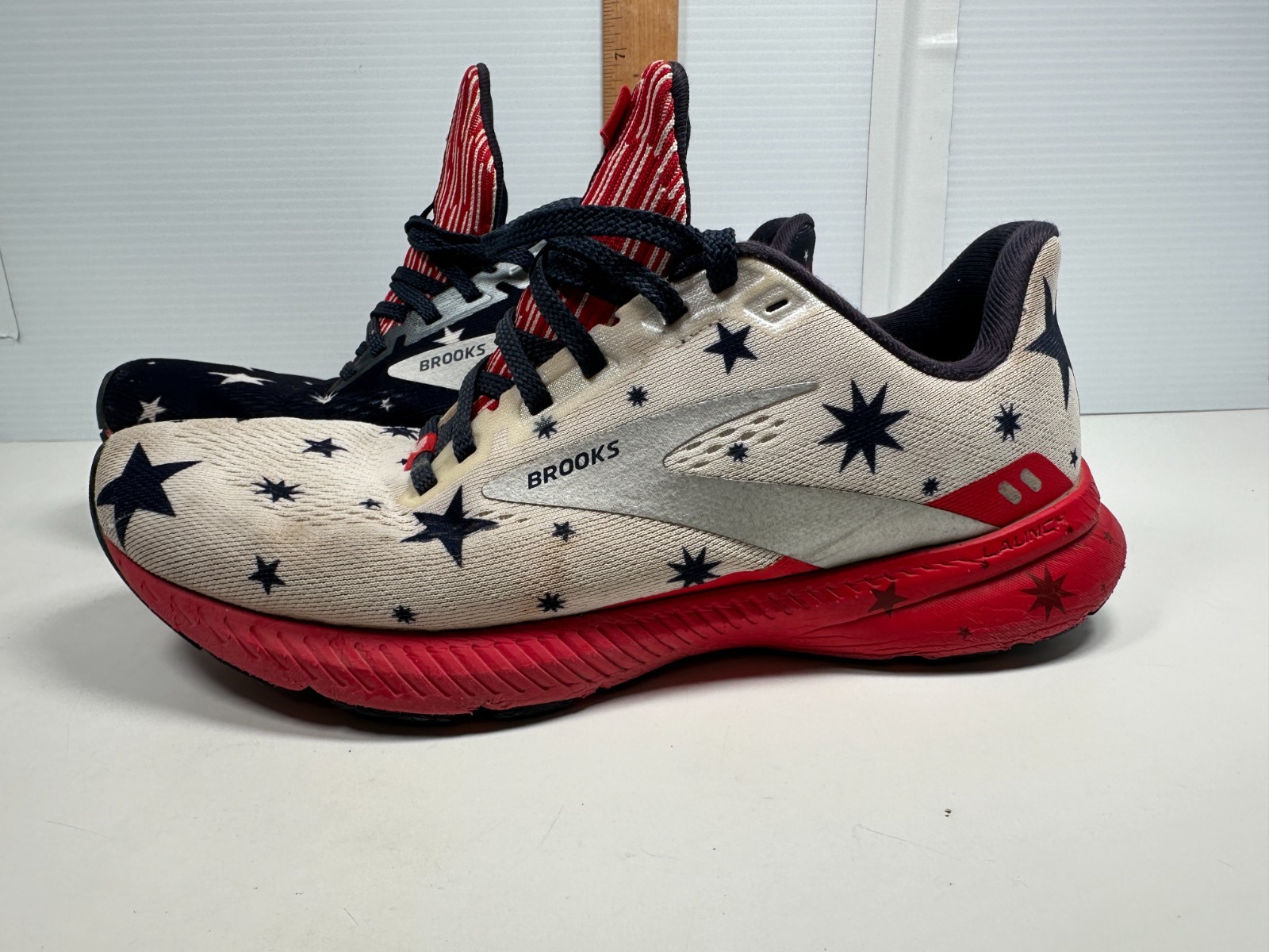 Brooks Launch 8 USA Stars Patriotic 4th Of July Sneakers Shoes Womens Sz 9.5 M