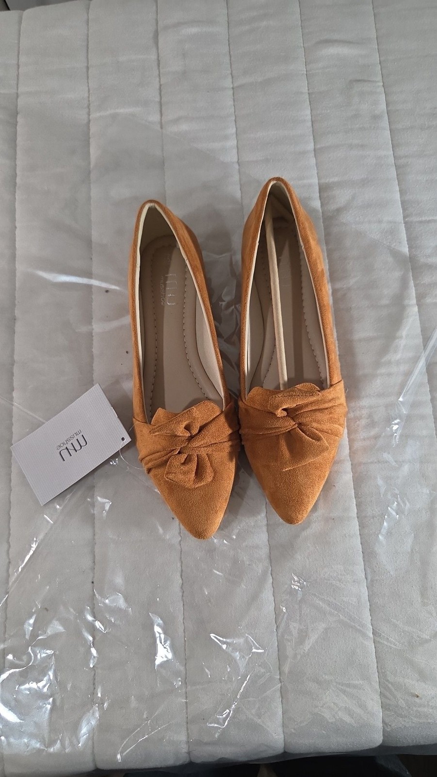 MUSSHOE Women’s Pointed Toe Bowknot Ballet Flats Shoes in Tan Suede