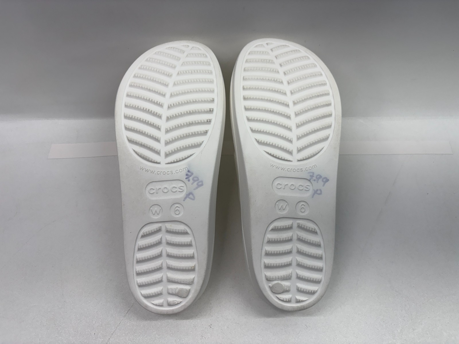 crocs baya platform slide scandals women size 6 – white