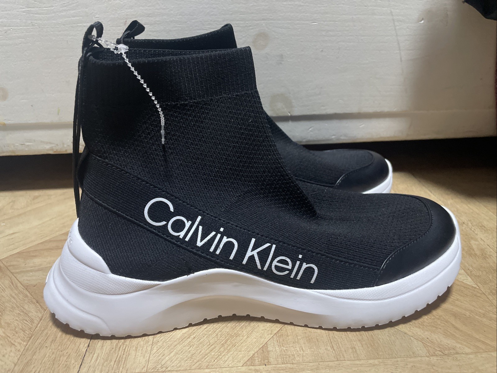 Calvin Klein Womens Knitted Colorblock Fashion Sock Sneakers Black Size 8.5