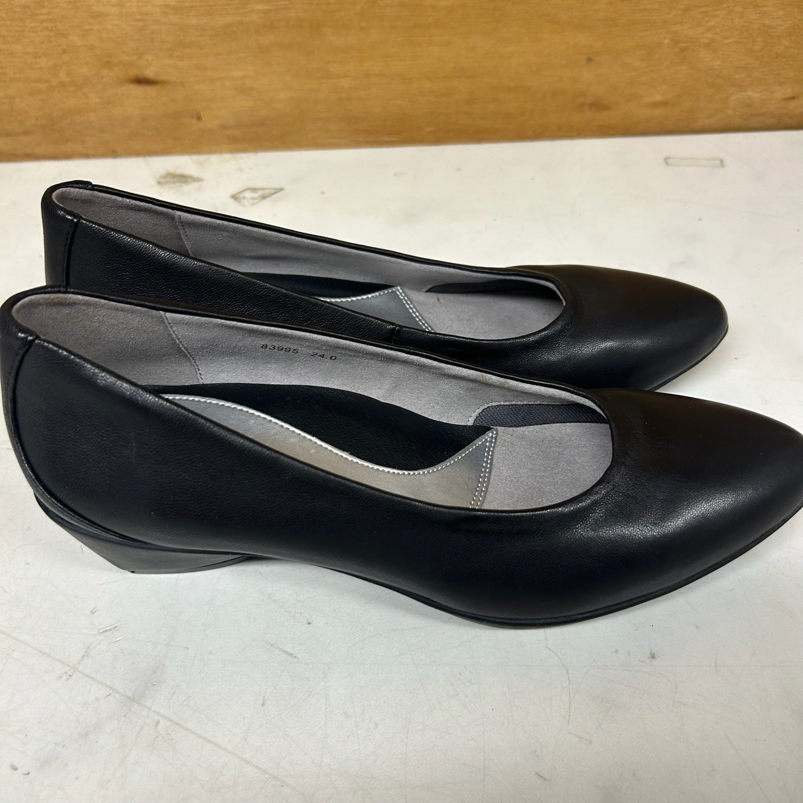 fitfit Women’s Low Heel Black Pumps Size 24.0cm With Box Shoehorn Used