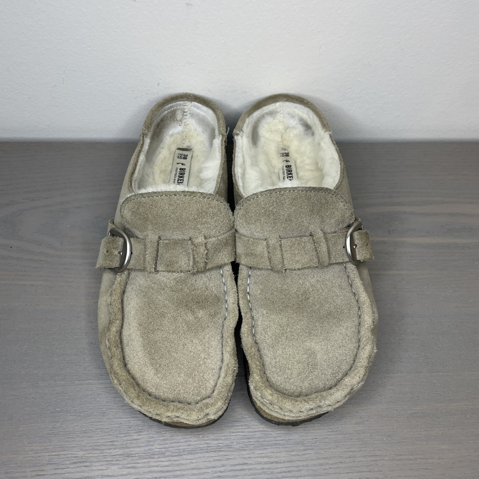 Birkenstock Buckley Clog Beige Slip On Shoes Buckle Shearling Womens 7-7.5 EU 38