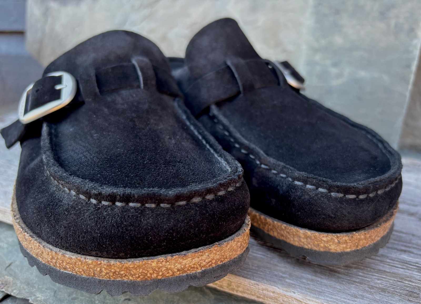 Nice! Birkenstock BUCKLEY (40/9N) Clogs Black Suede Slides Mules Strap w/ Buckle