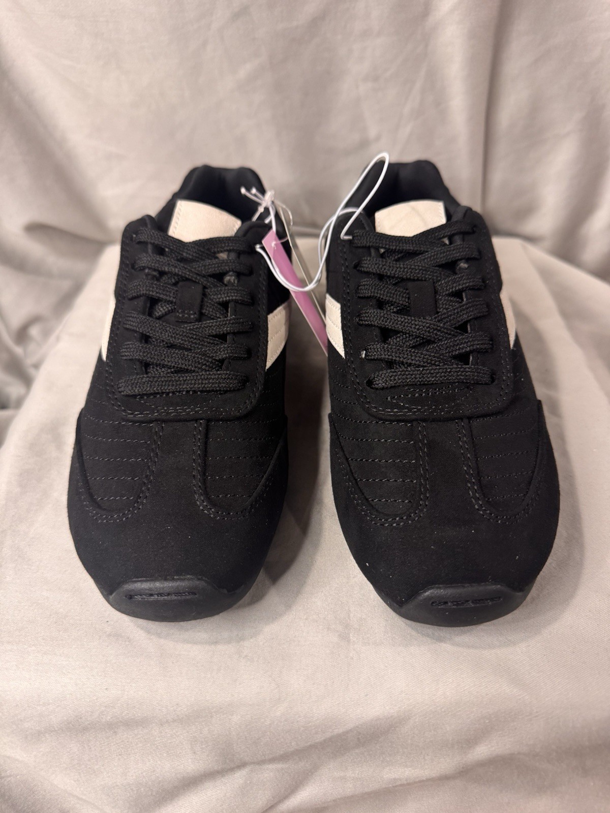 Wild Fable Women’s Chandler Sneakers Black [A28]