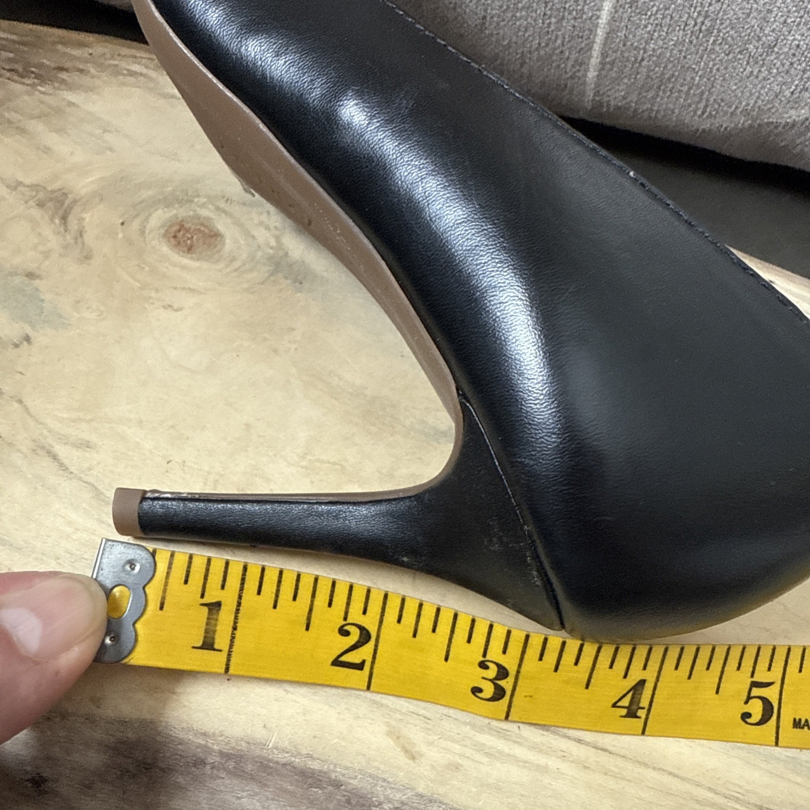 SOLE SOCIETY Point Toe Pumps Sz 6.5M Black Leather 3.25” Stiletto Heels LUNEIRA