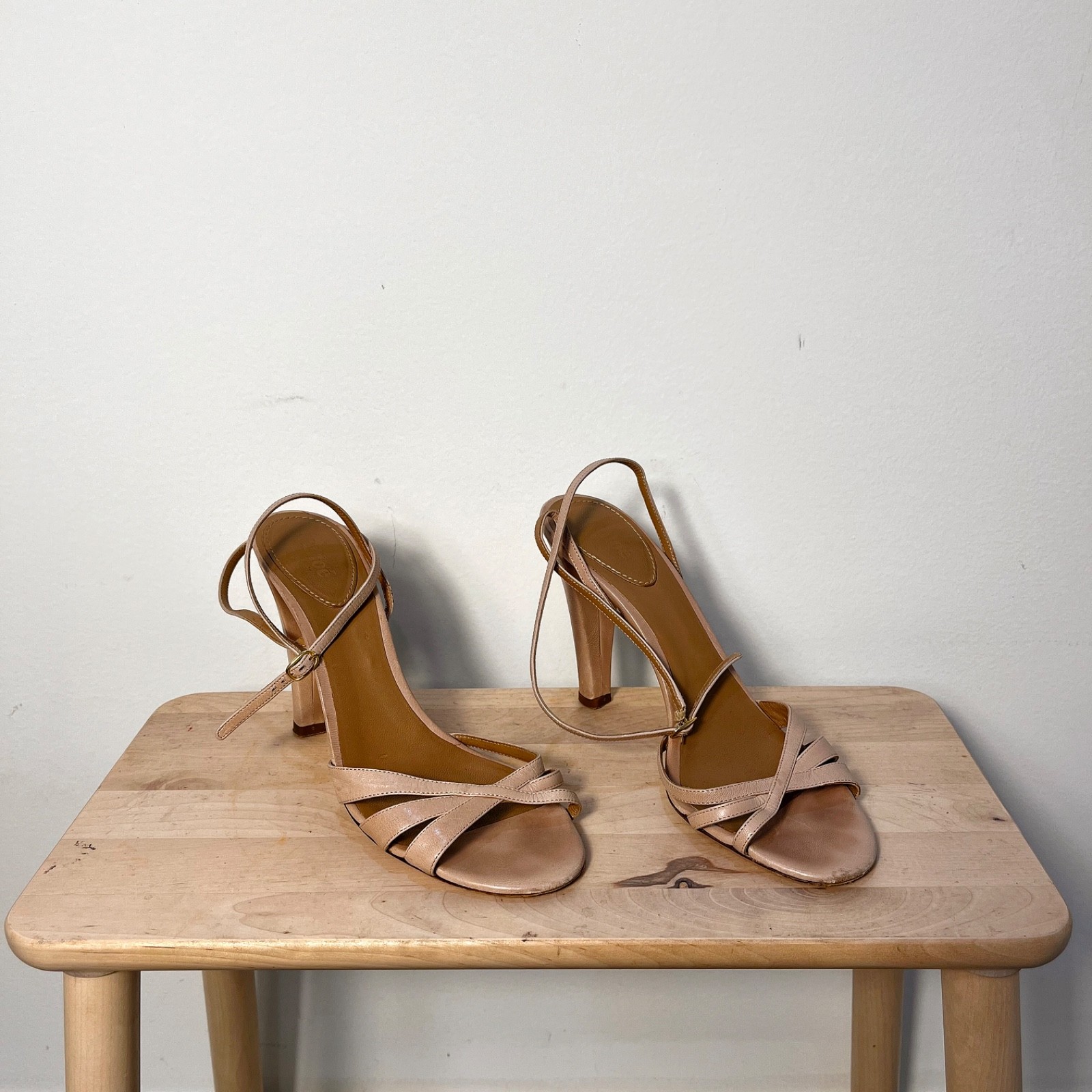 Chloé nude-pink strappy heel sandals size 8/8.5 with a 4.25inch heel
