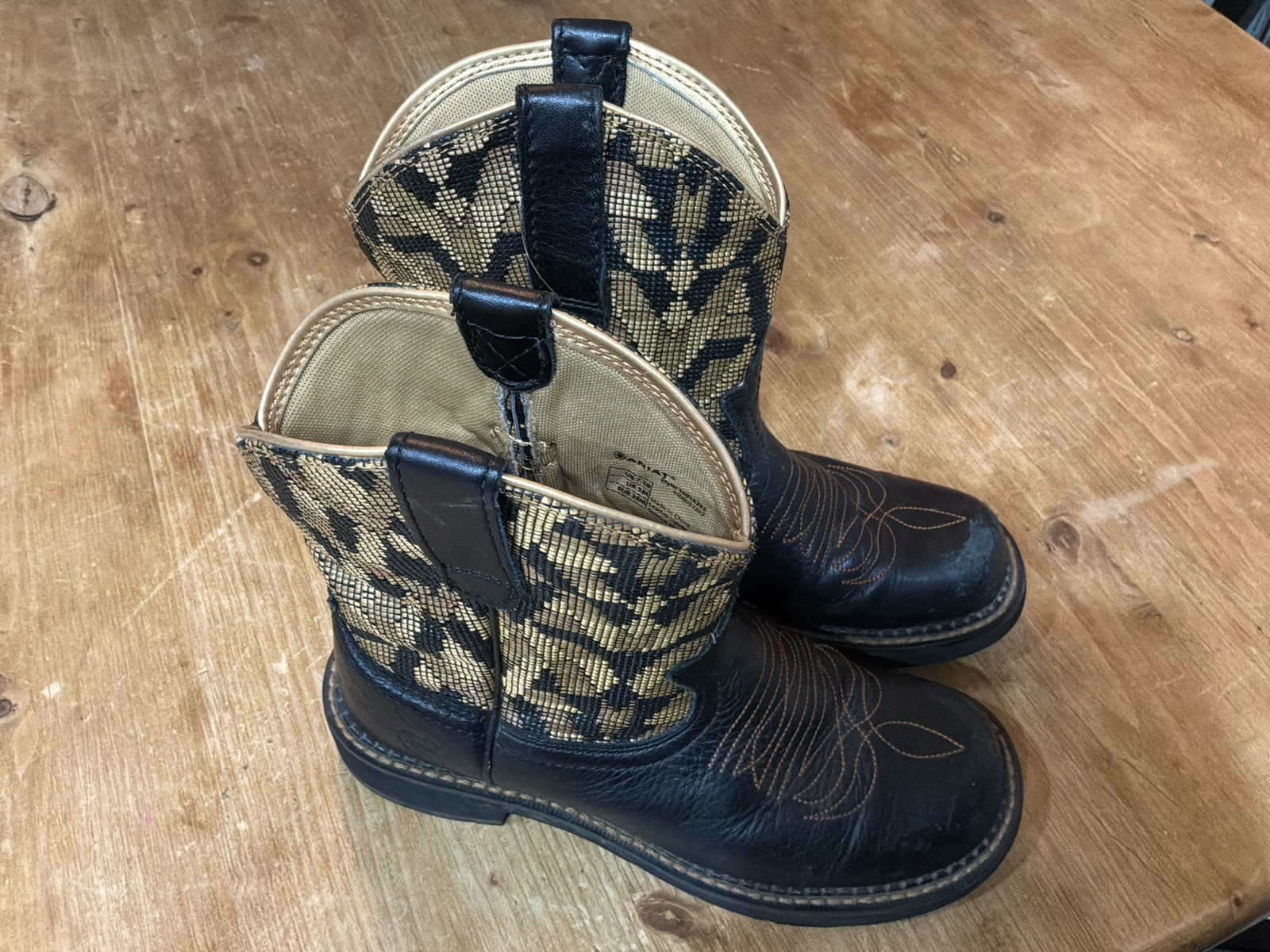 Ariat Fatbaby Western Cowgirl Boots Brown Snakeskin Design Upper 7.5 B Leather