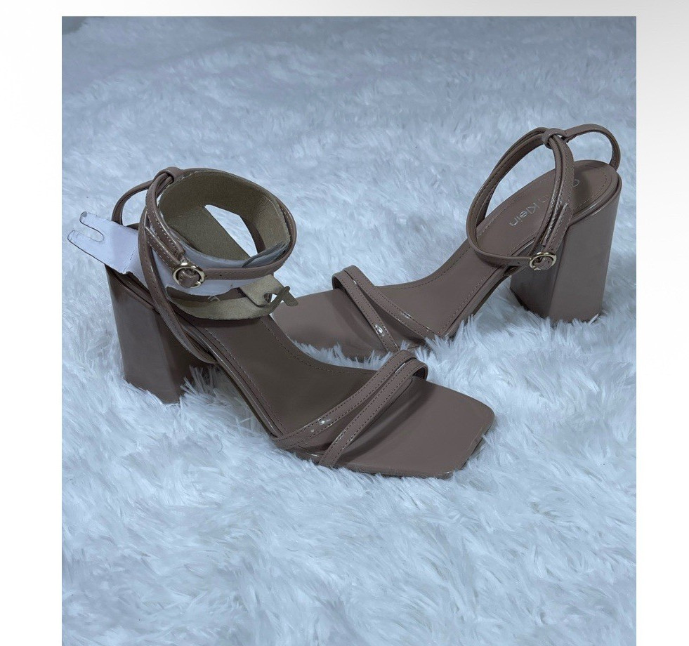 Calvin Klein Women’s Beige Strappy Square Toe Ankle Strap Heels 8.5M NWT