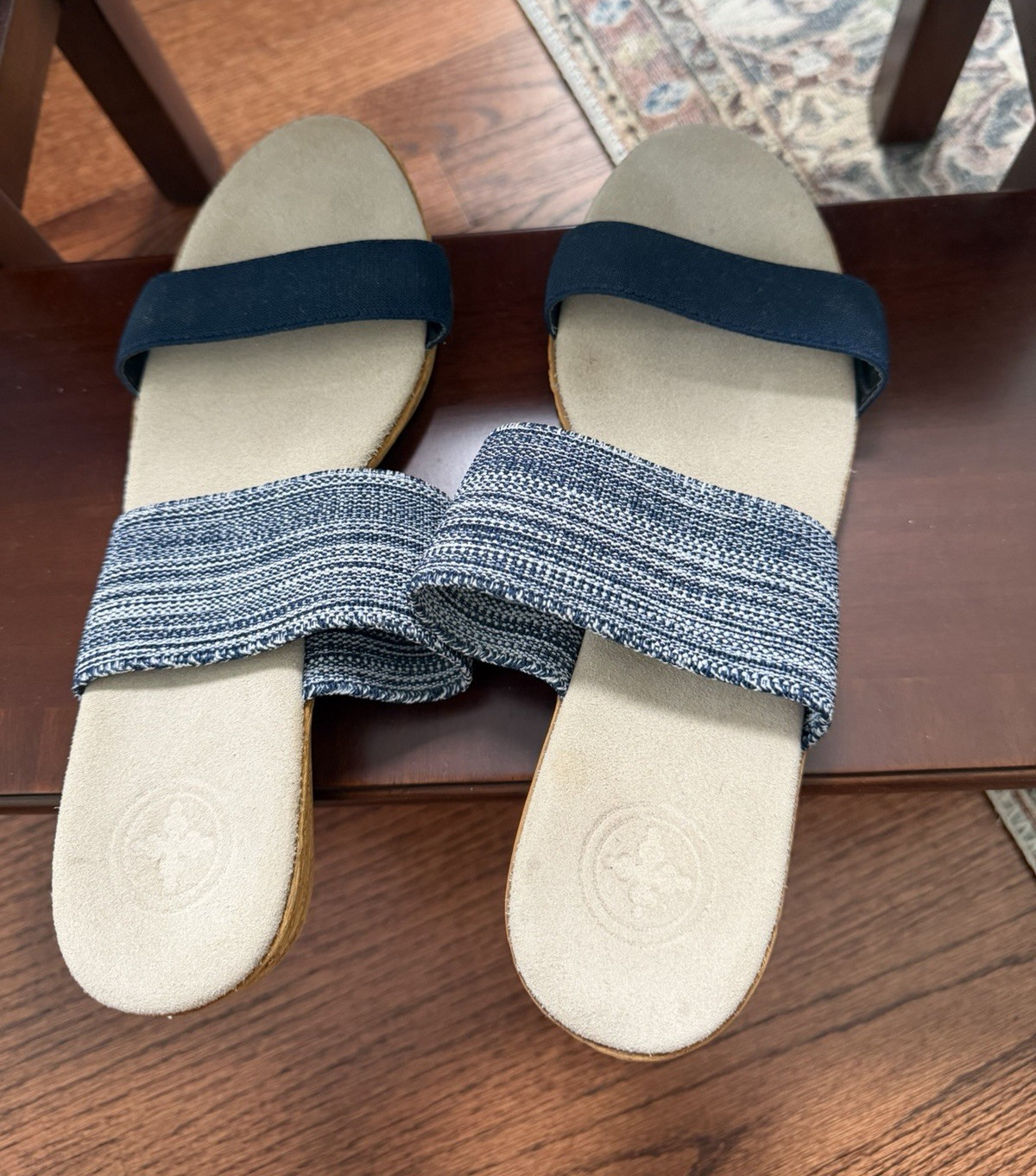 Charleston Shoe Company Cecilia Low Wedge Sandals Navy Heather Stretch Size 8
