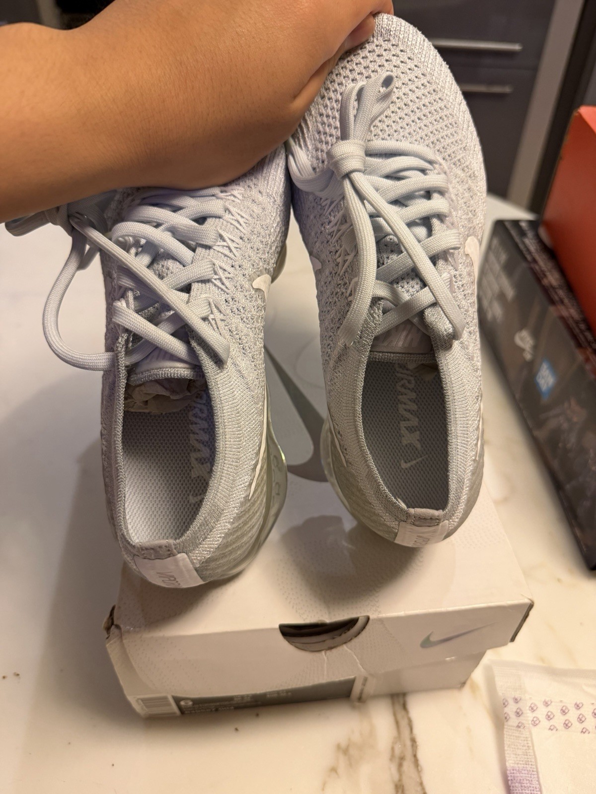 Women’s US Size 6 Nike Air VaporMax Flyknit Women’s Pure Platinum Gray