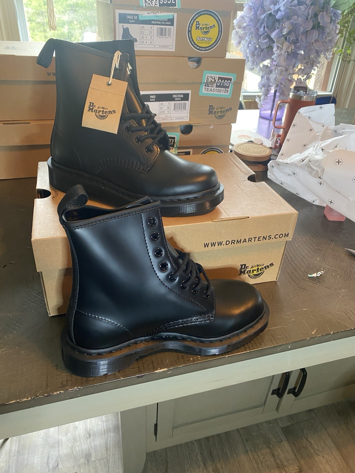 Dr. Martens women Black Smooth Leather Lace-Up Combat Boots US 5 New