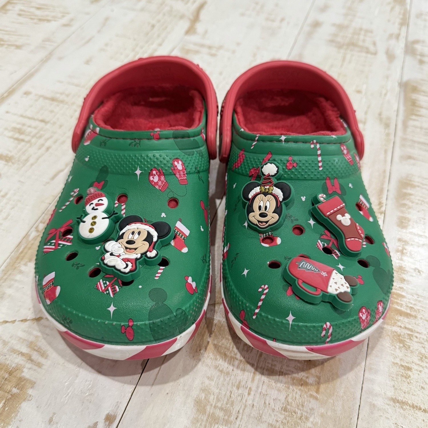 Disney Crocs Classic Lined Clog Minnie Mickey Mouse Christmas Green/Red/White W6