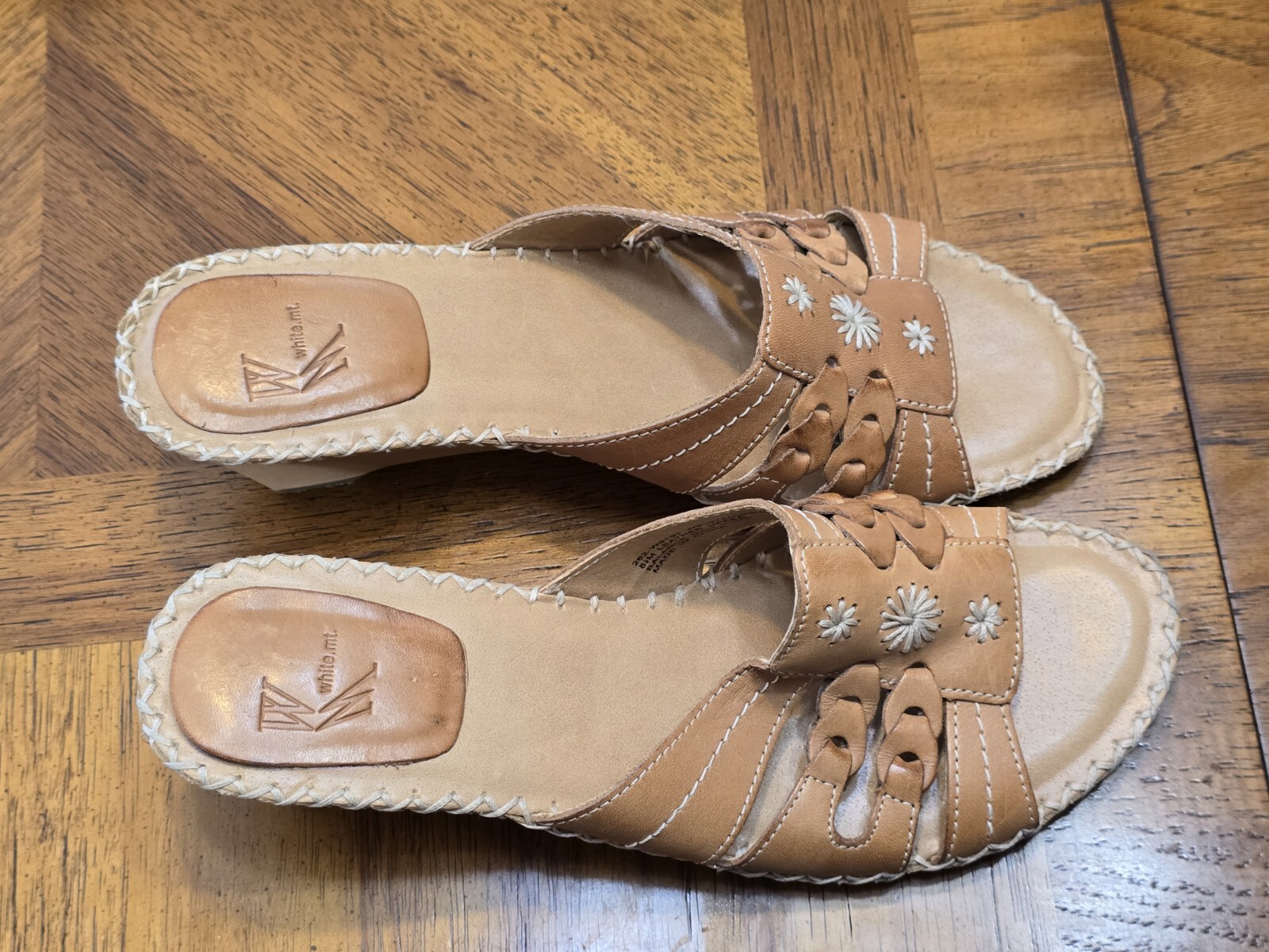 WM White Mountain Tan Slip On Open Toes Heeled Sandals Size US8.5M EU38.5 UK6.5