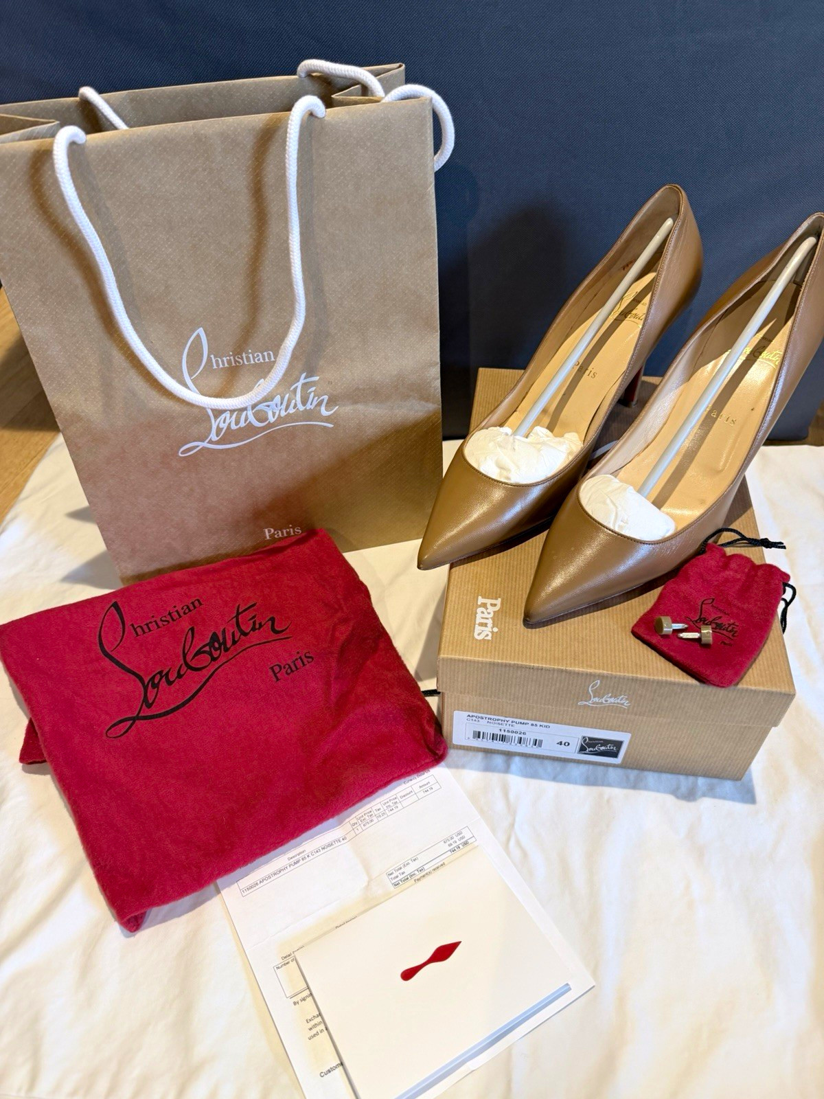 Christian Louboutin Apostrophy Pump 3.3” (85mm) in Hazelnut EU 40 US 9 with Box