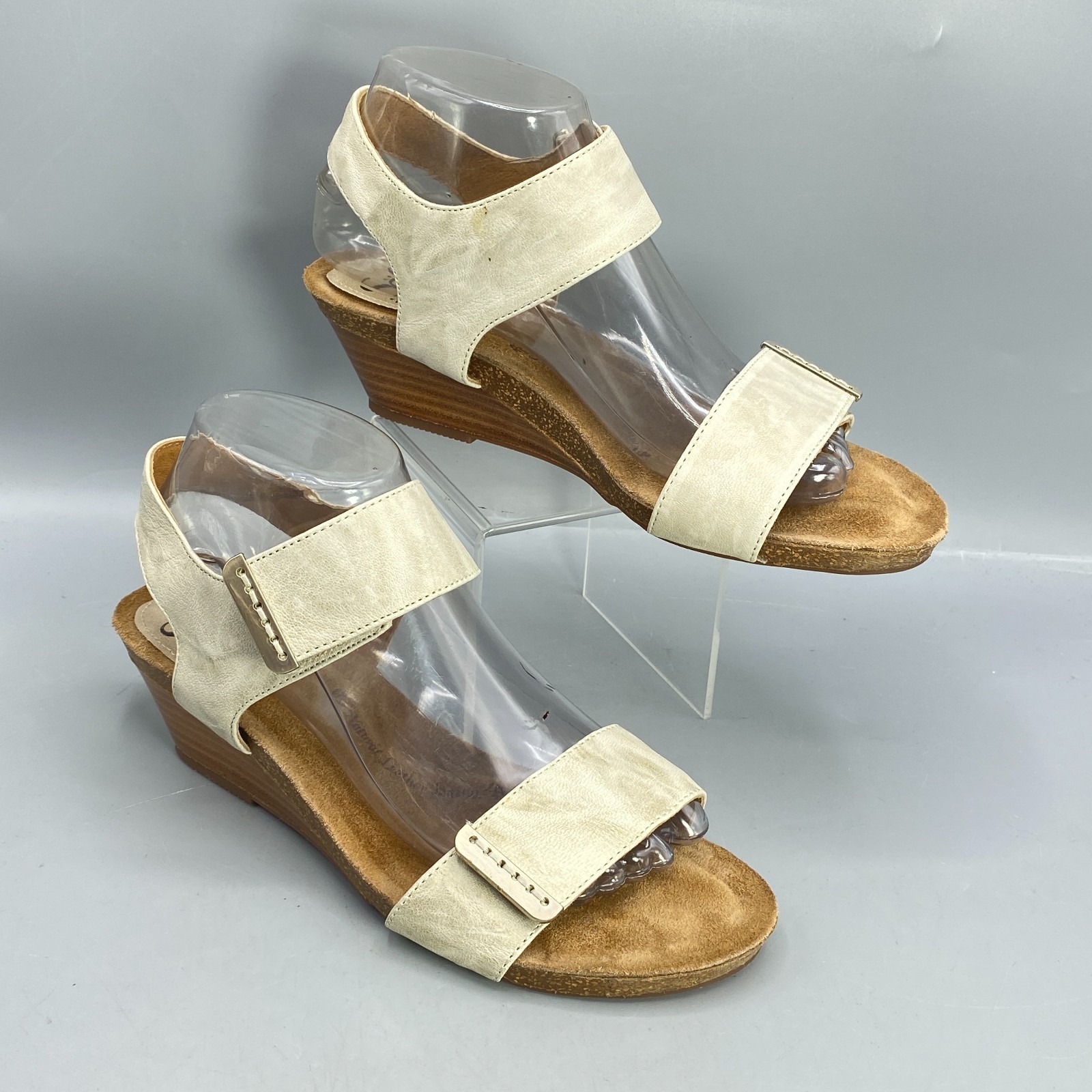 Söfft Verdi II Wedge Sandals Womens 8 Gold Cream Leather Hook & Loop FS0002028
