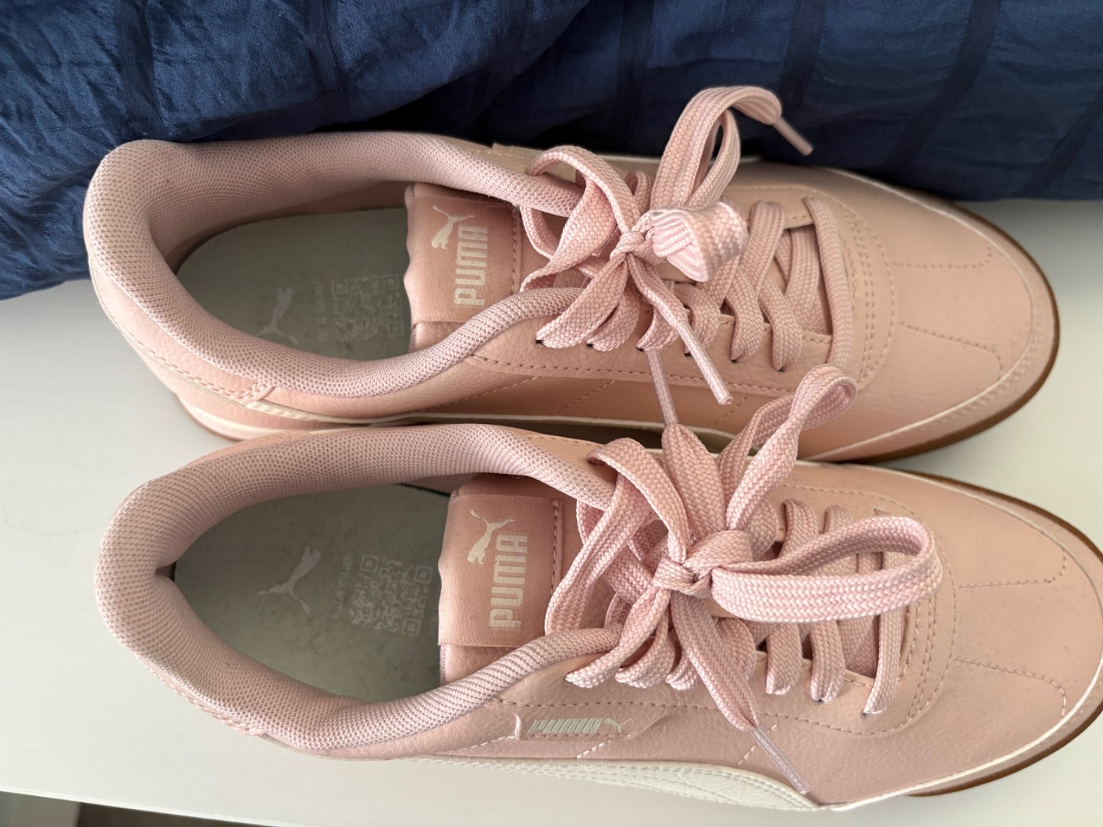 New Without Box PUMA Women’s Size 8 Pink Lace-Up Sneakers Gum Sole Casual Shoes