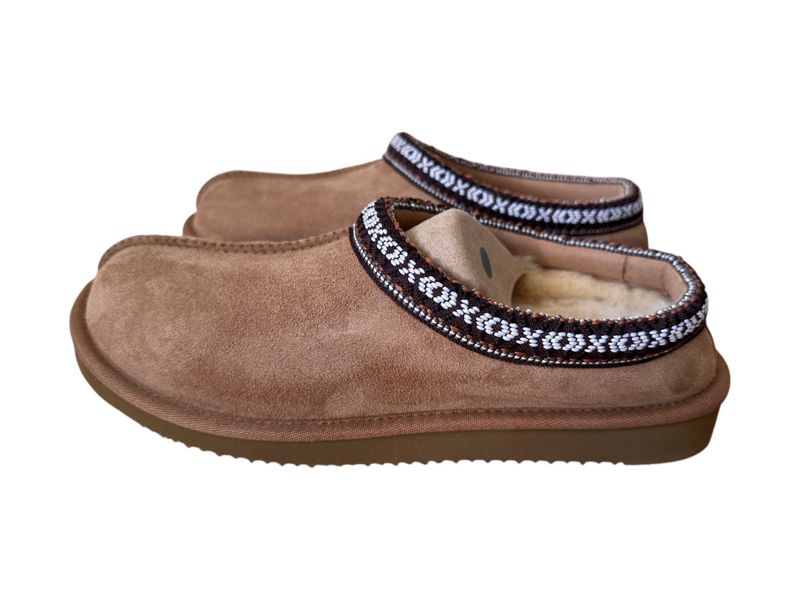 Kirkland Signature Shearling Slippers Tan Havane Men’s 7 / Women’s 8 NIB