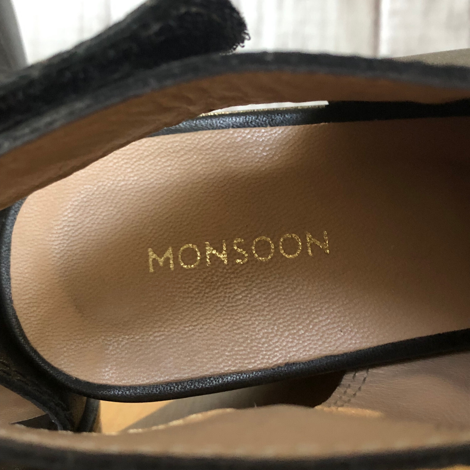 MONSOON Heels Size 40 Ankle Strap Peep Toe Black Pump City
