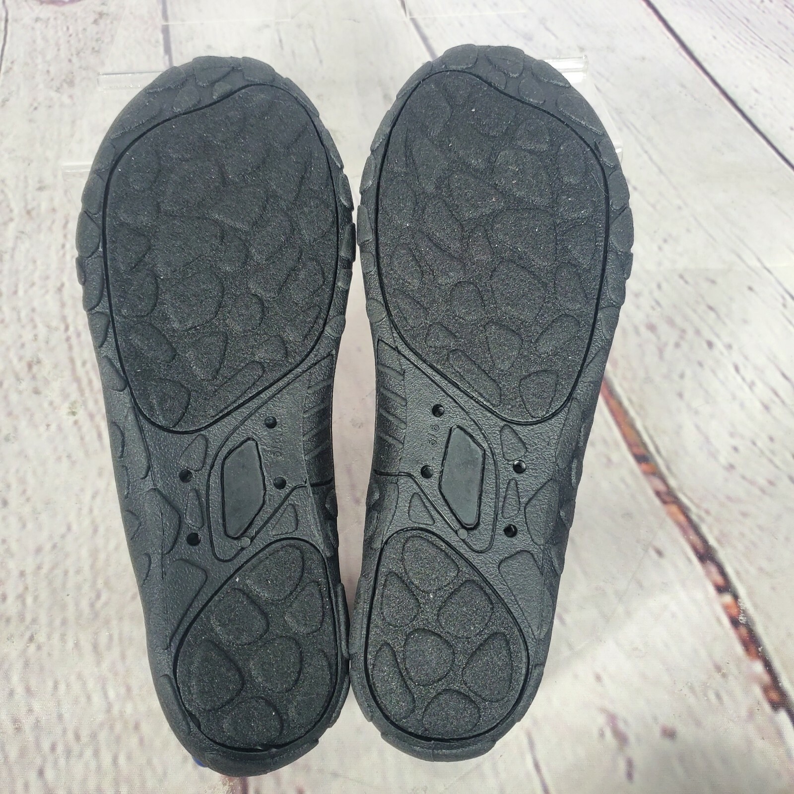 Land’s End Women’s Size S 5-6 Deep Sea Jungle Slip On Aqua Socks Sneakers