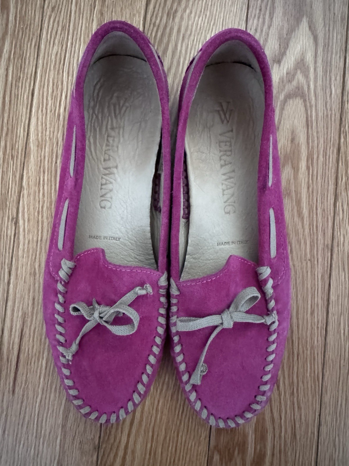Vera Wang Fuschia Pink Shoes 8.5M Dorian Loafers No Box Great Condition