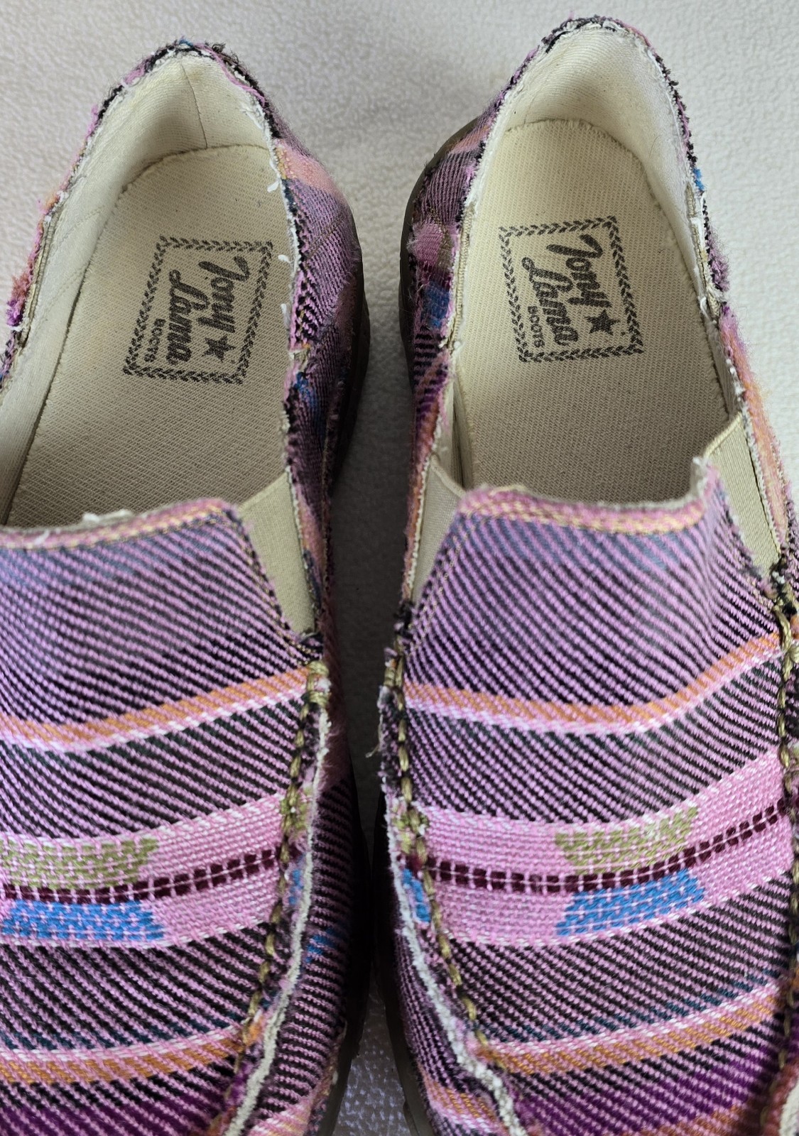 Tony Llama Womens Sz 7.5 Slip-On Shoe Moccsi Rose Canvas Aztec Western TLC106L