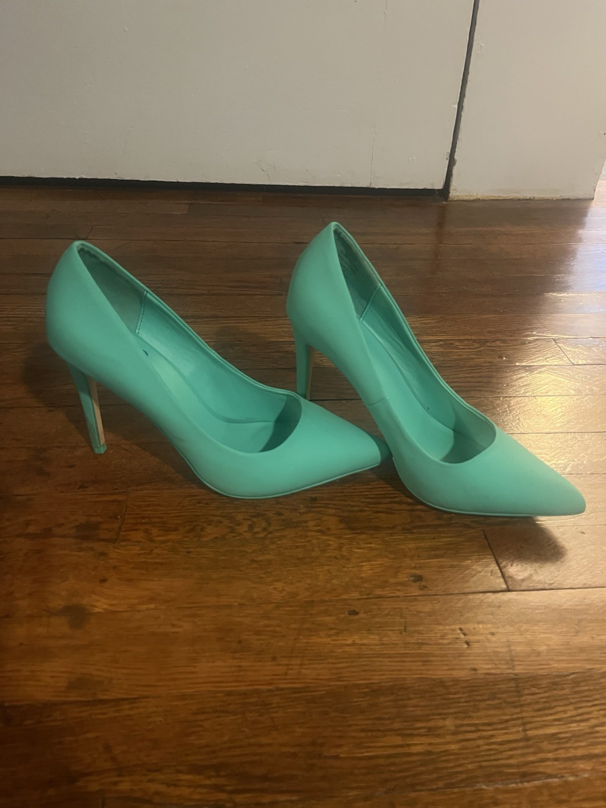 Mix No. 6 Women’s Green Pointed Toe Stiletto Slip-On Pumps Size 8