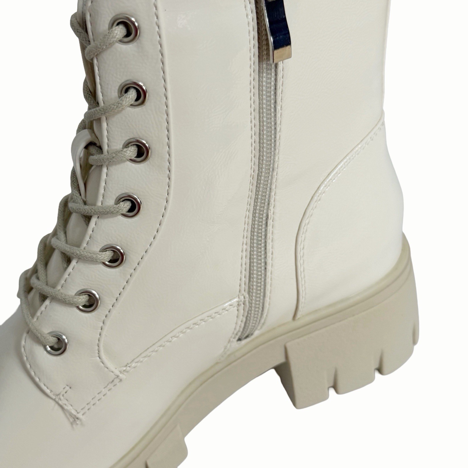Hey Girl by Corkys Cray Combat Boots Women’s Size 9 Ivory Patent Lug Sole Zip
