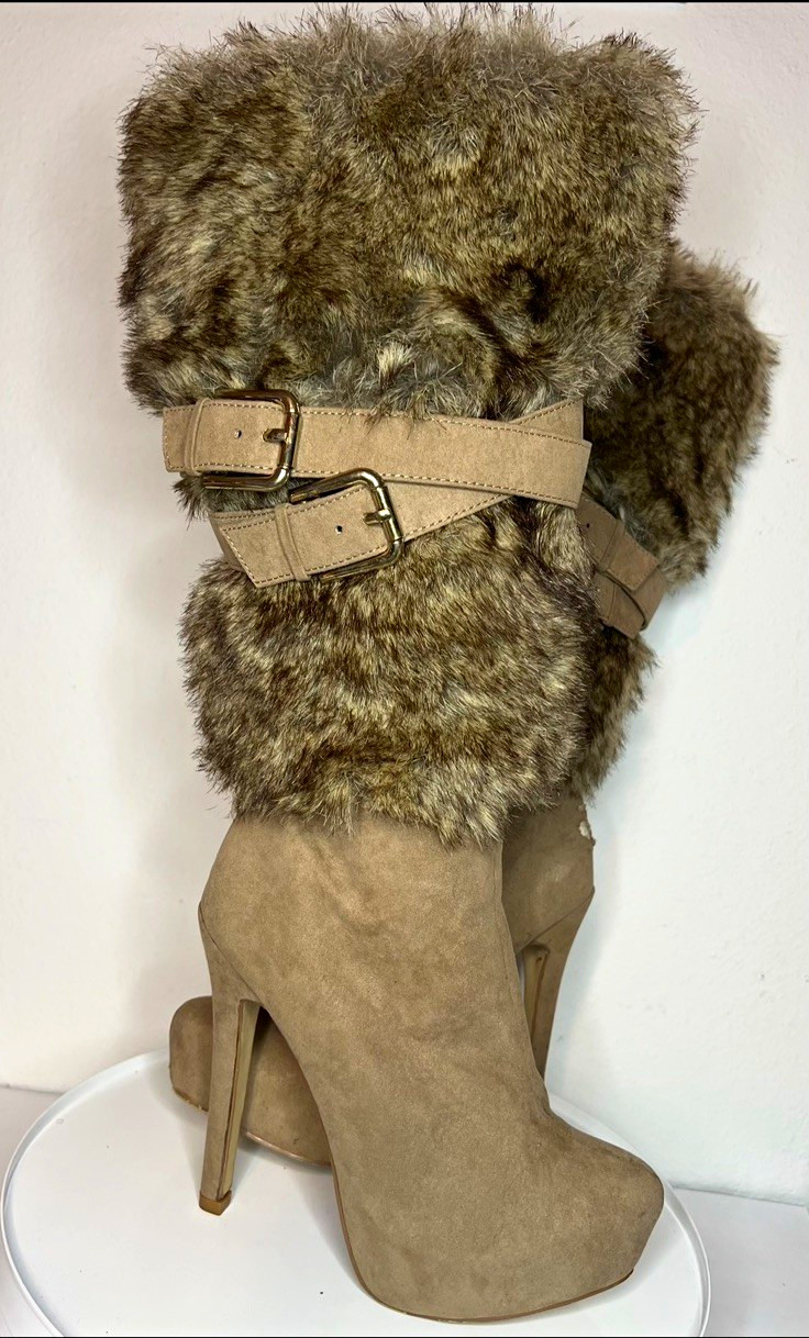 Women’s Faux Fur Booties Taupe/Beige Round Toe Double Buckle Fur Trim 6.5