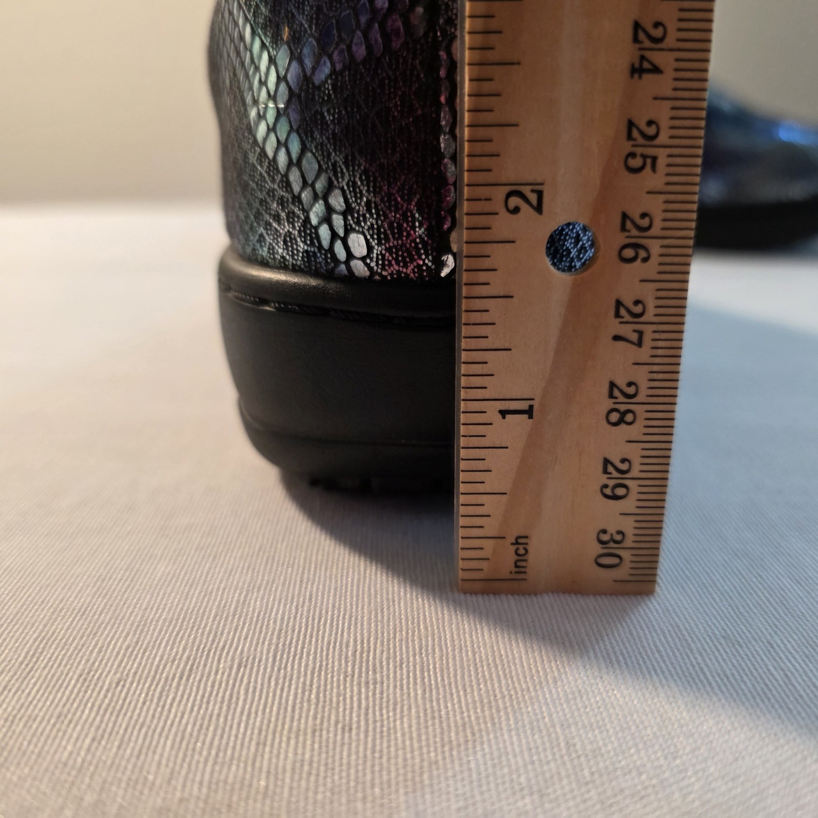 Spring Step Womens Clogs Size 8 M Winfrey Aura Iridescent Printed Leather Upper